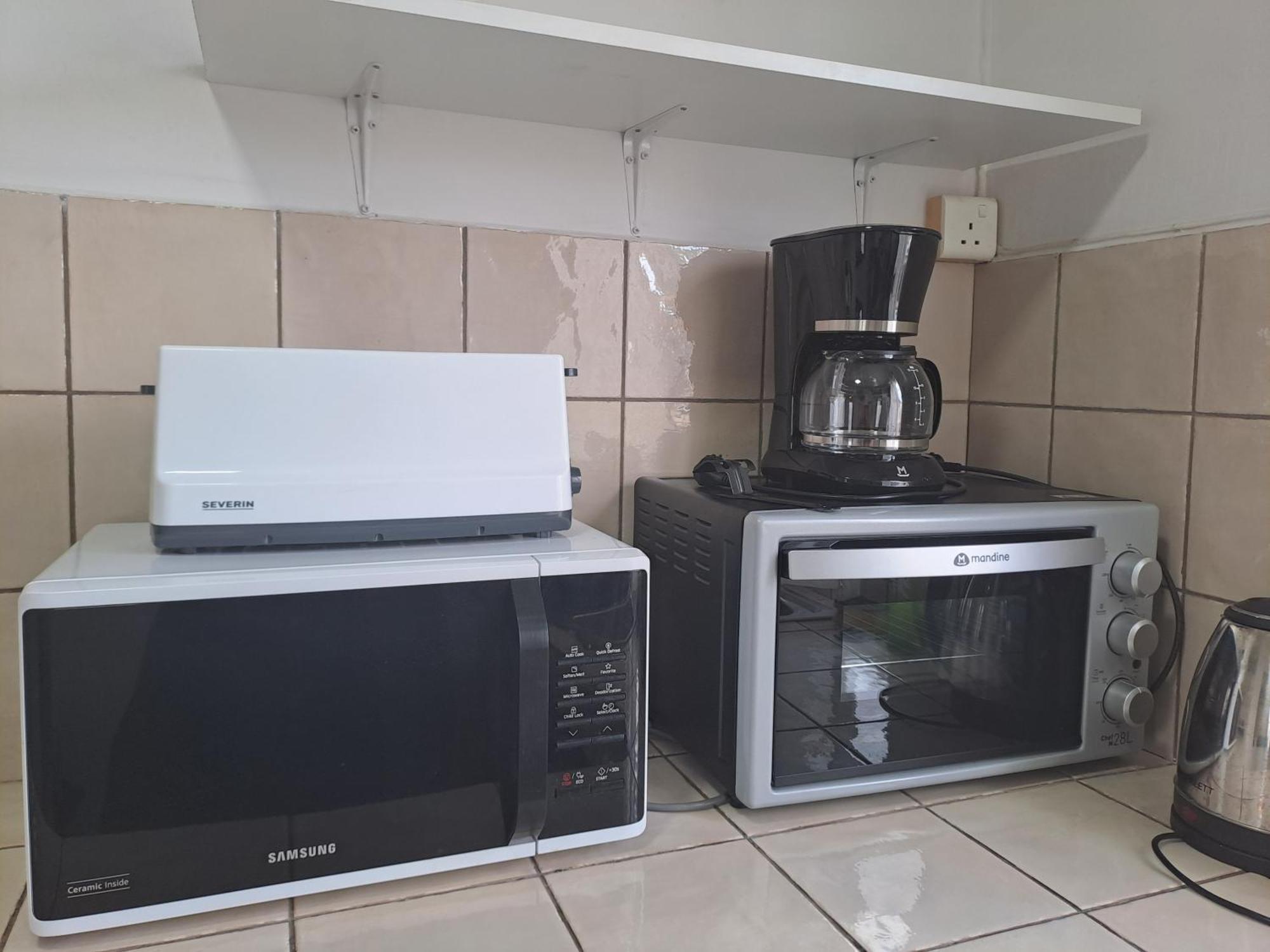 Appartement Paisible Avec Jardin & Piscine 알비언 외부 사진