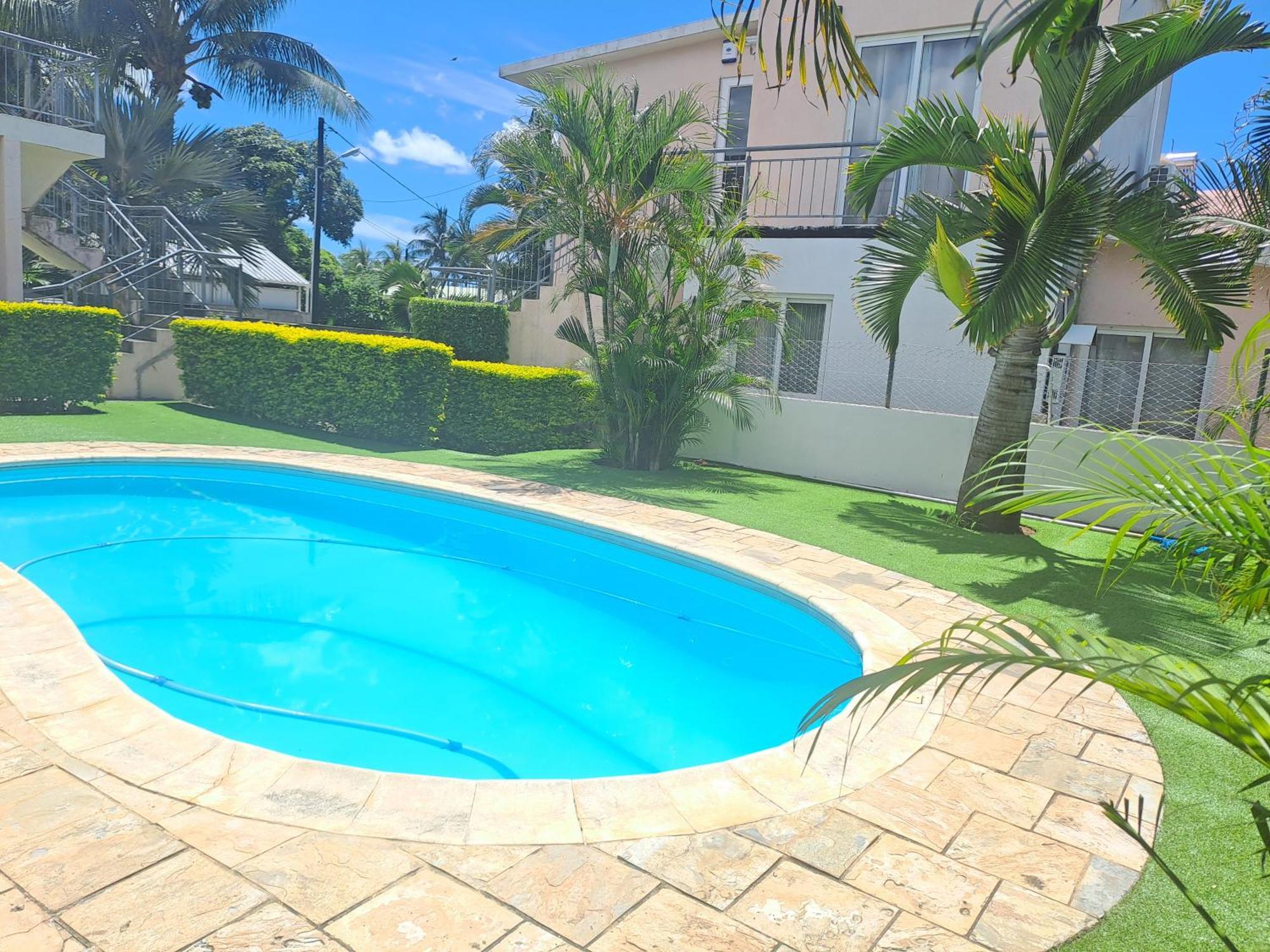 Appartement Paisible Avec Jardin & Piscine 알비언 외부 사진